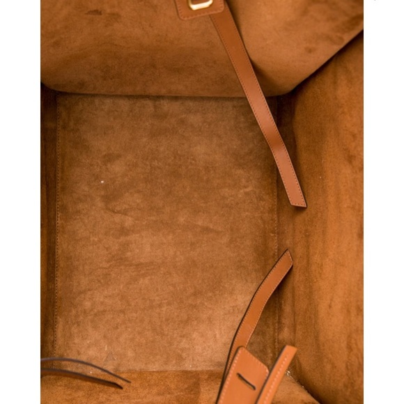 I just got another bag of the same color recently - Picture 5 of 5